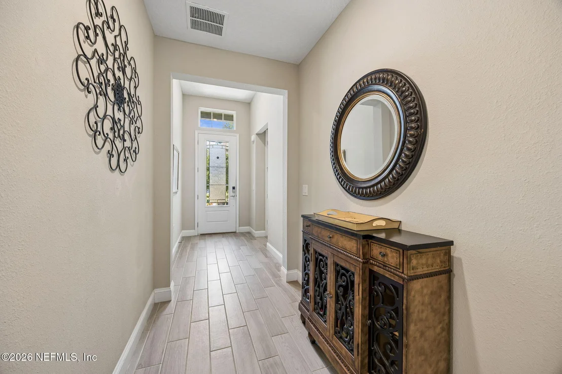 Photo of 220 RIVERCLIFF Trail