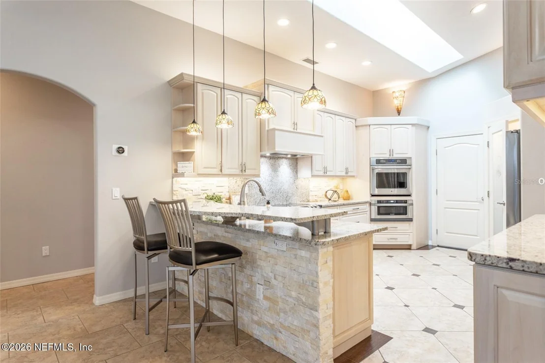 Photo of 608 SHEARWOOD Drive