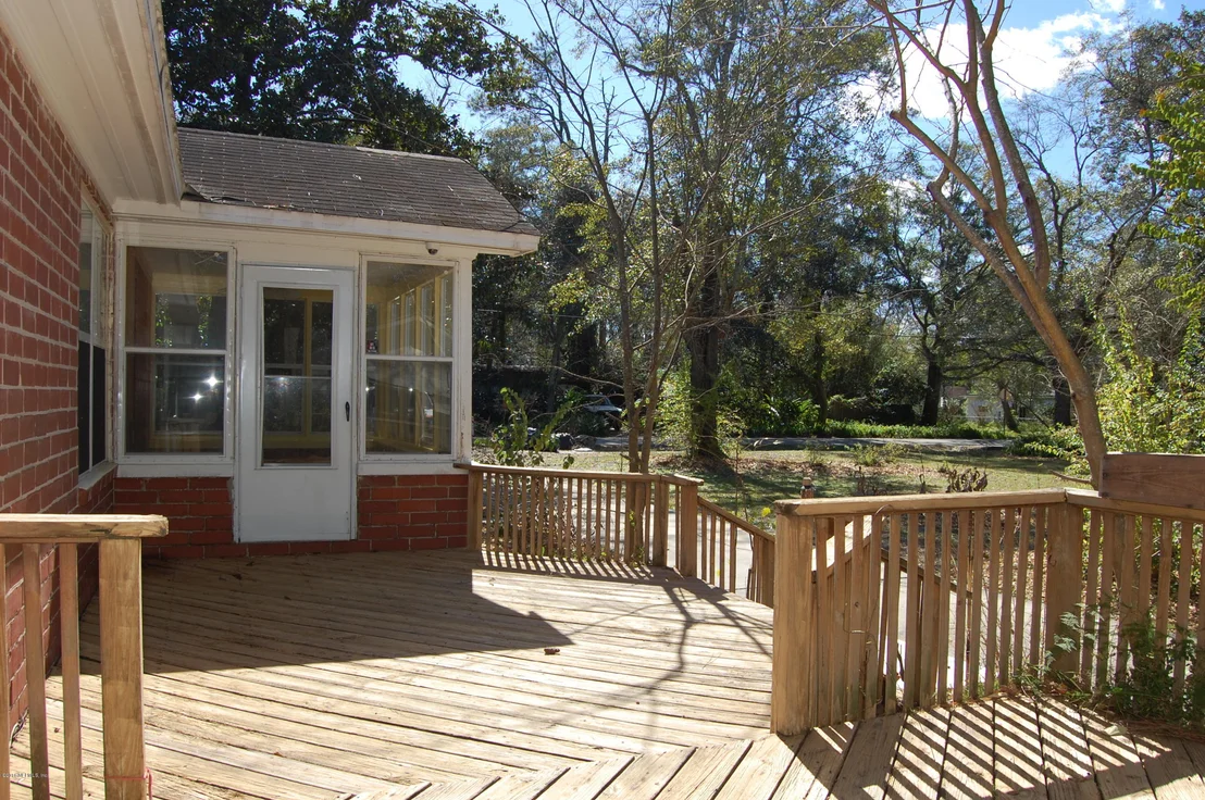 Photo of 2649 COMMUNITY Road