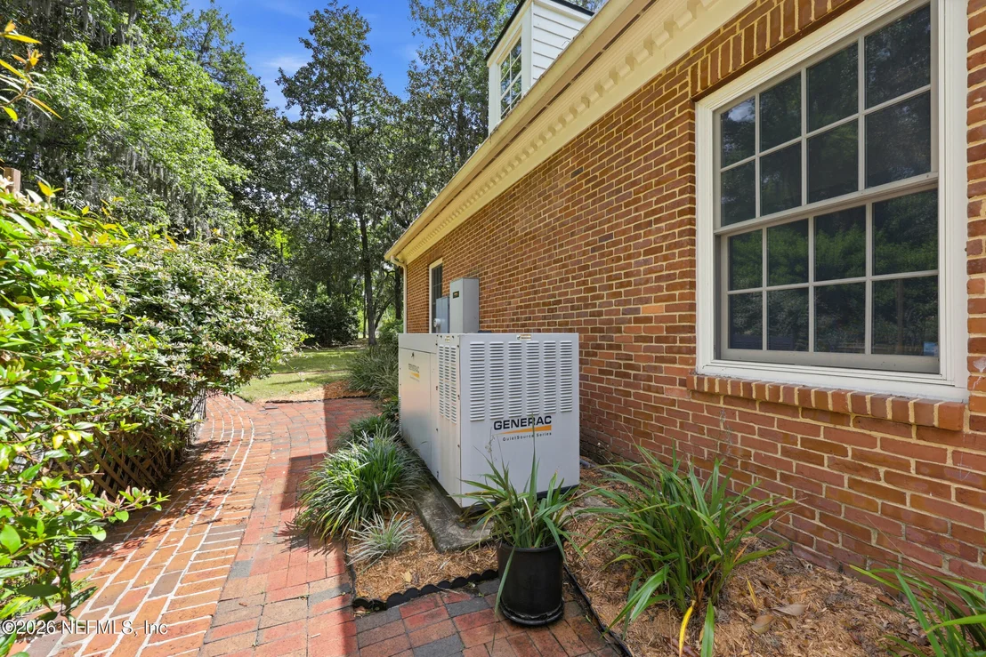 Photo of 13200 MANDARIN Road