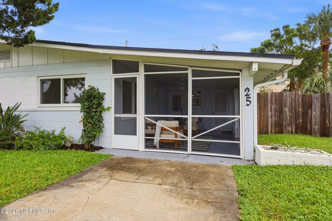 Photo of 25 SANDRA Drive