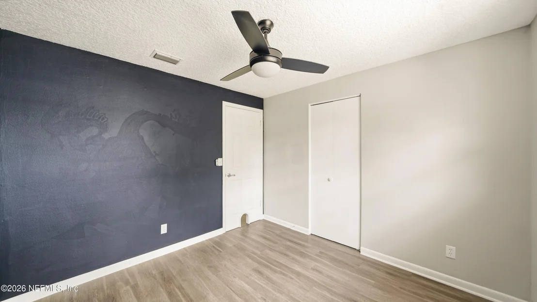 Photo of 586 MADEIRA Drive