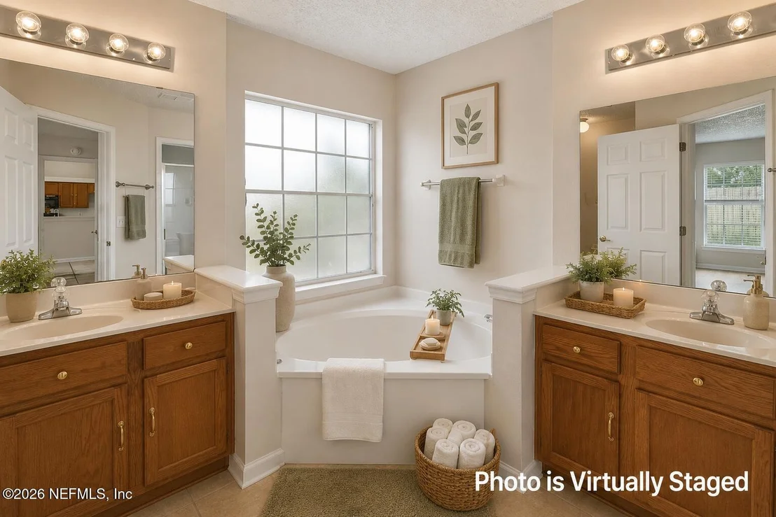 Photo of 476 HILLSIDE Drive