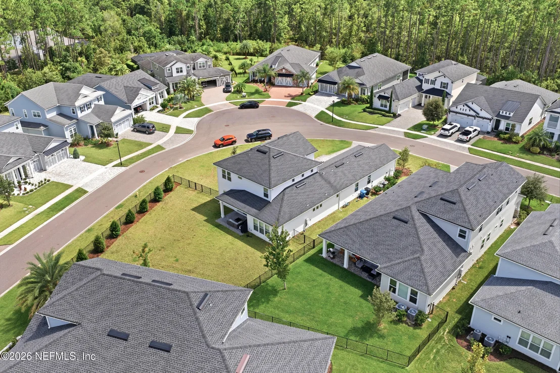 Photo of 383 PINE HAVEN Drive