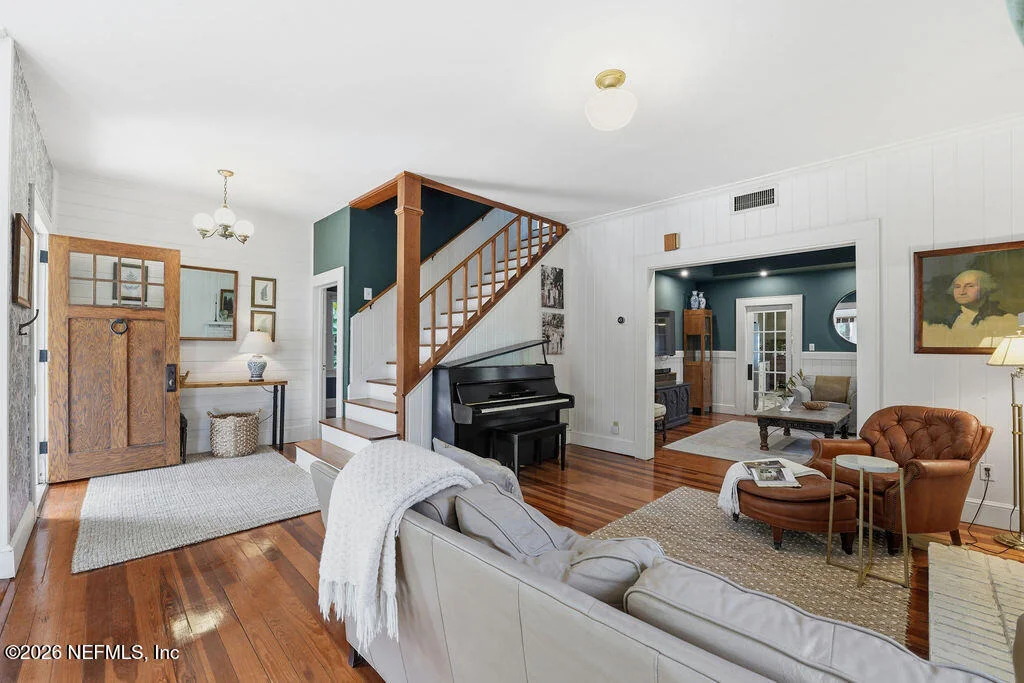 Photo of 12 NELMAR Avenue