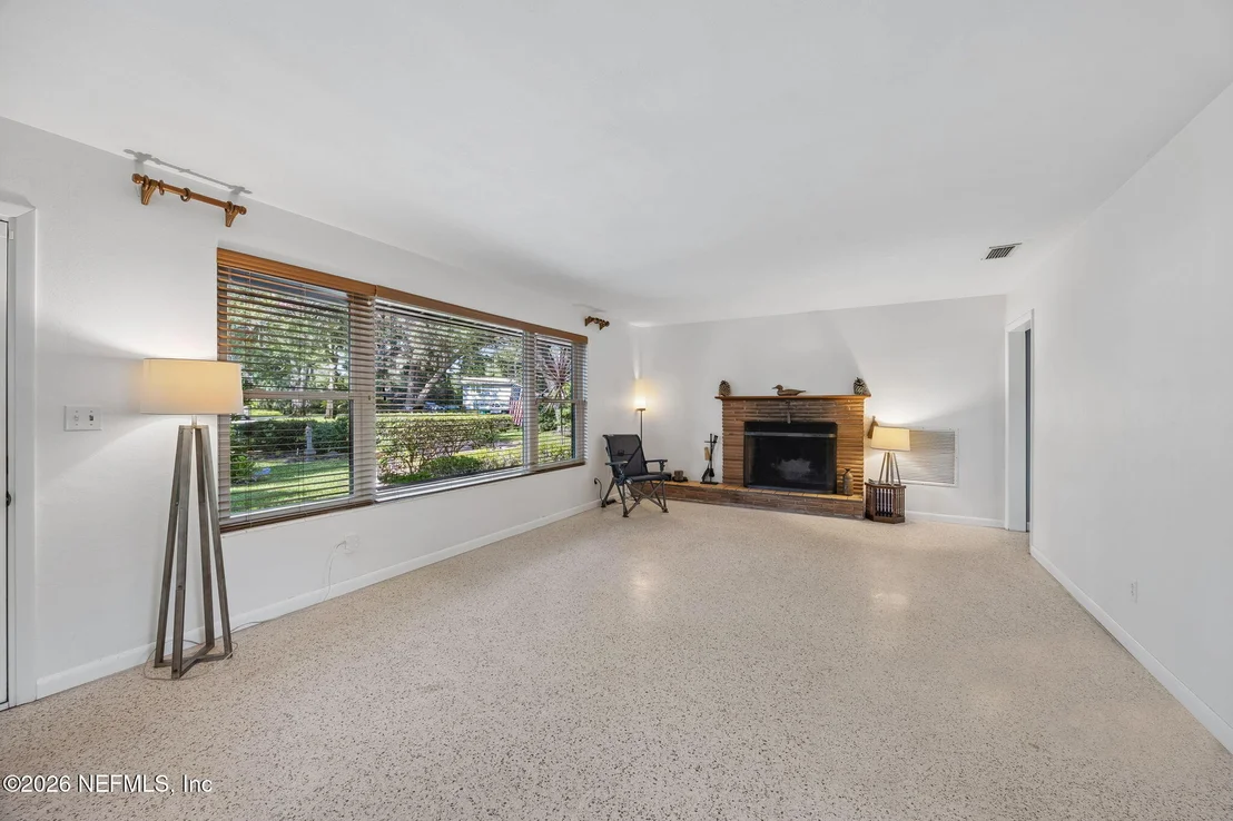 Photo of 1002 NEPTUNE Lane