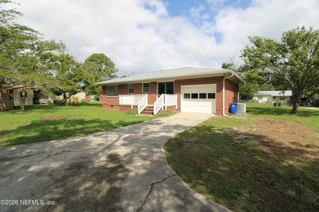 Photo of 302 SHORE Drive