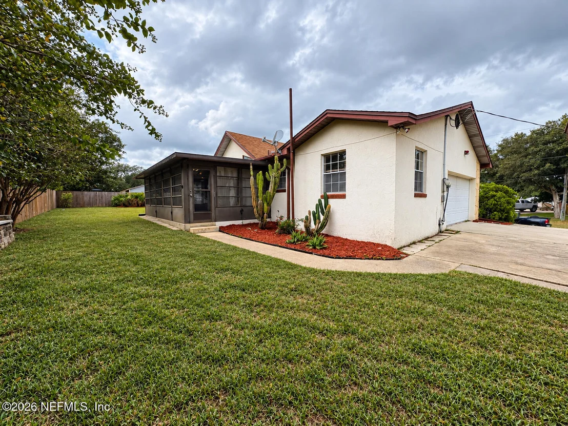 Photo of 118 BOBWHITE Road