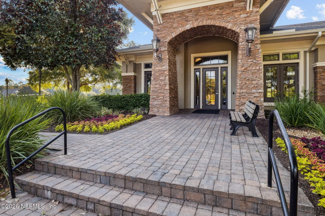 Photo of 1884 CROSS POINTE Way