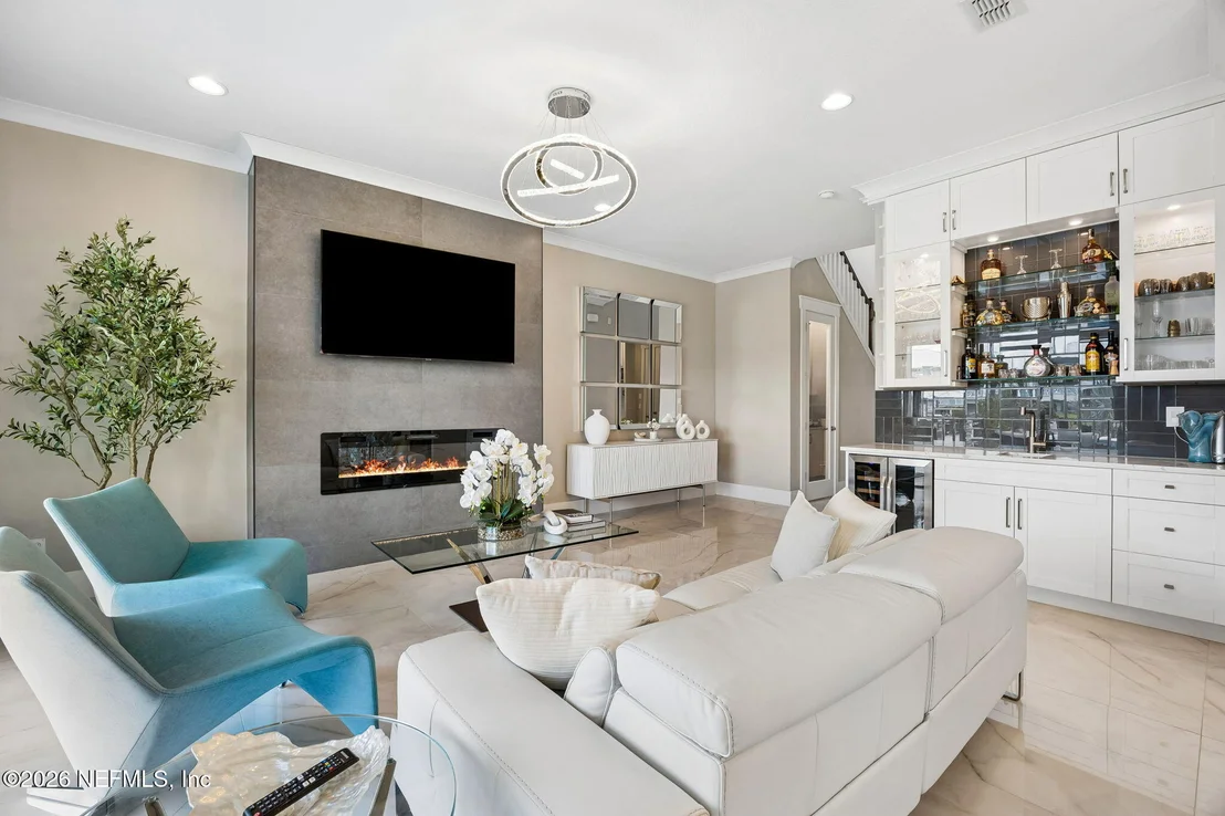 Photo of 623 RUM RUNNER Way