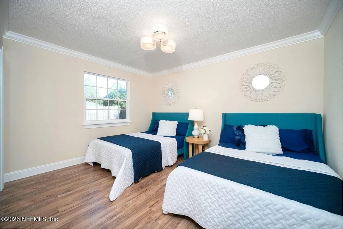 Photo of 4293 WALNUT Bend