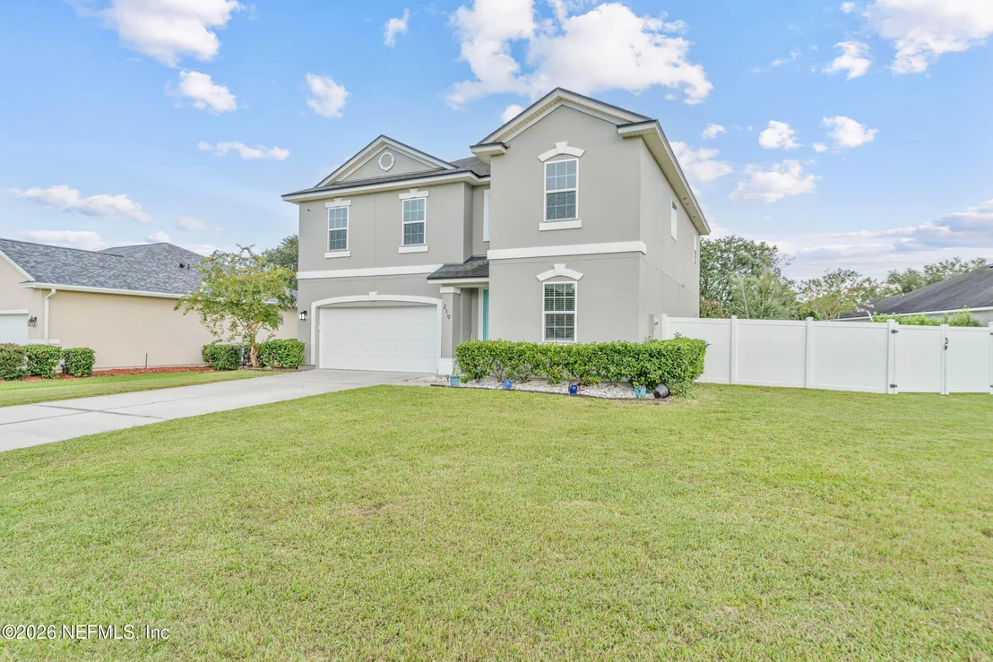 Photo of 219 DEERFIELD GLEN Drive