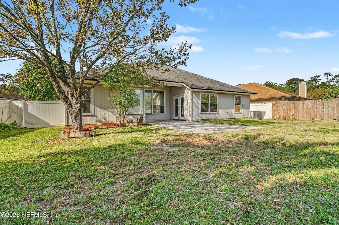 Photo of 1821 HEARTPINE Drive