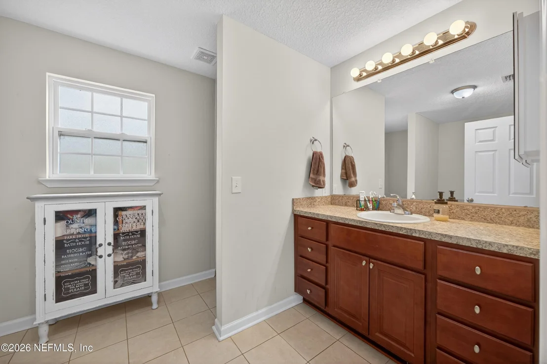 Photo of 940 STATE ROAD 13 N