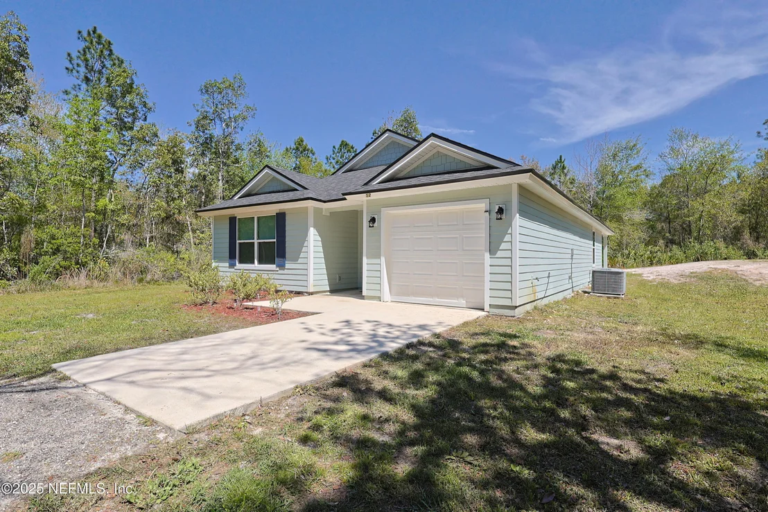 Photo of 52 PEPPERMINT Avenue