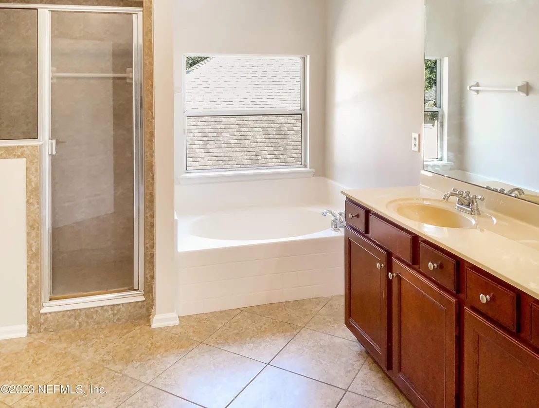 Photo of 894 MISTY OAK Drive