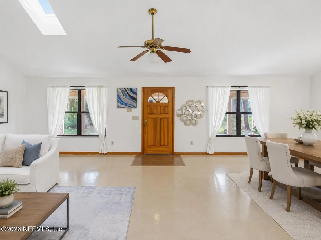 Photo of 681 MICKLER Road