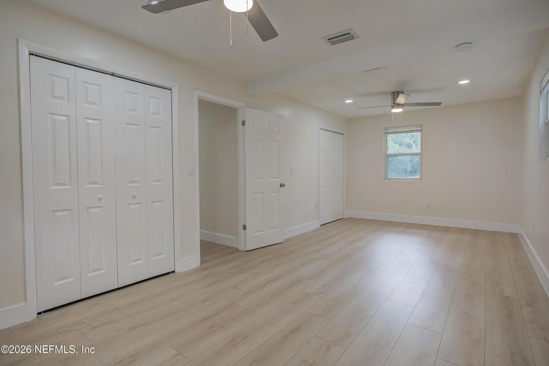 Photo of 1623 WEST Road