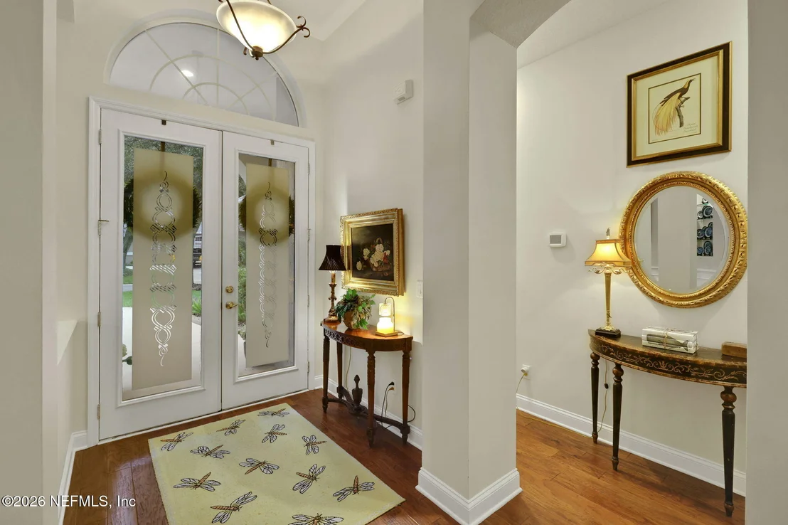 Photo of 513 WETHERBY Lane