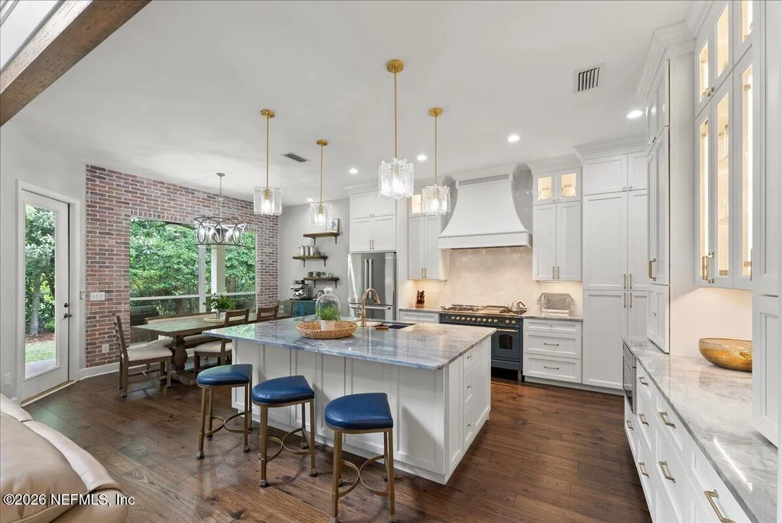 Photo of 2566 FERNTREE Lane