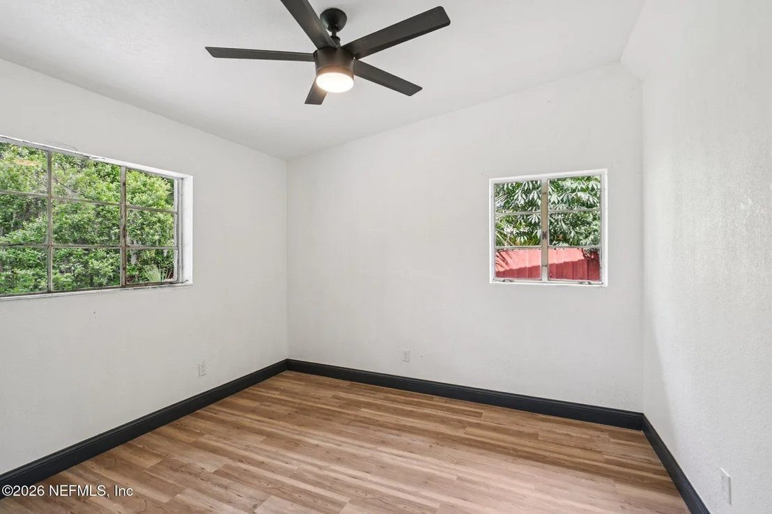Photo of 5347 KEYSTONE Drive N