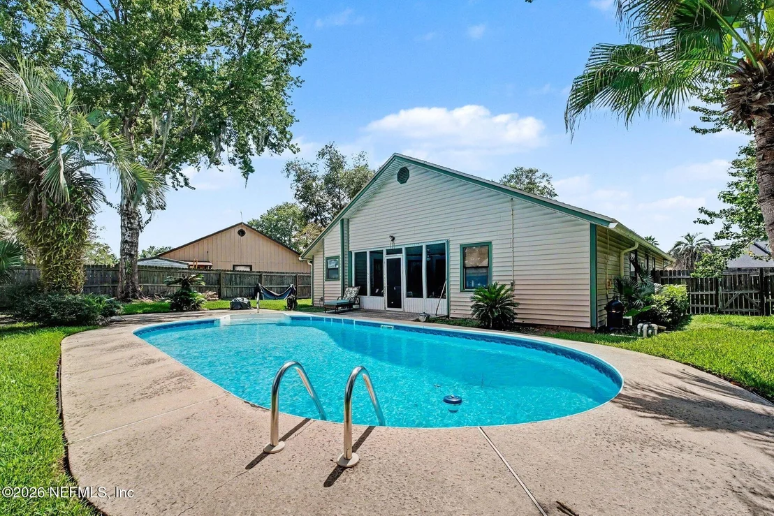Photo of 593 HEWES Place