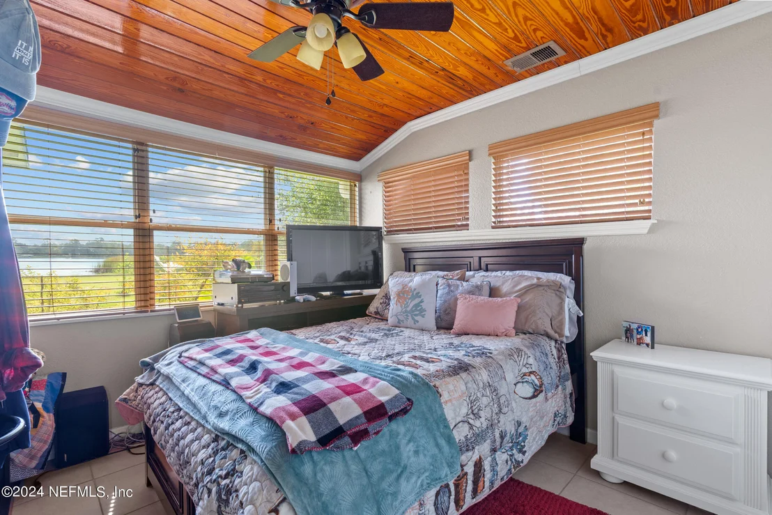 Photo of 118 SUNSET Lane