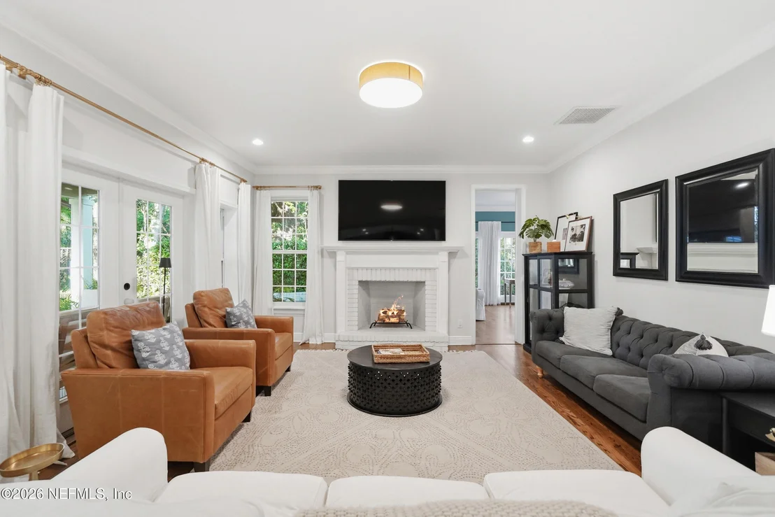 Photo of 2682 FOREST Circle