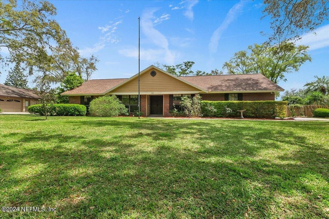 Photo of 305 EDINBURGH Lane