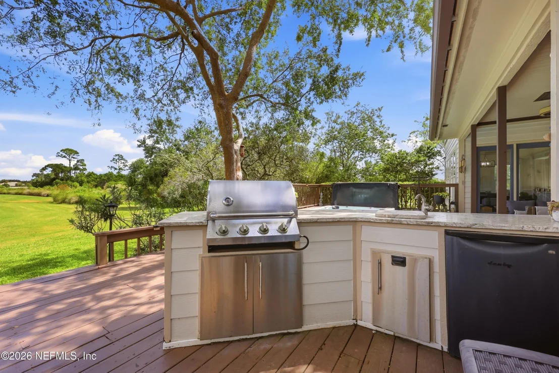Photo of 500 TURNBERRY Lane