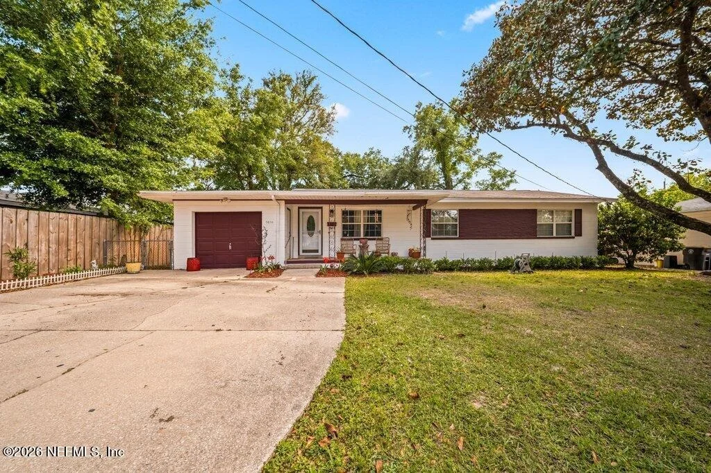 Photo of 5810 CHERRY LAUREL Drive