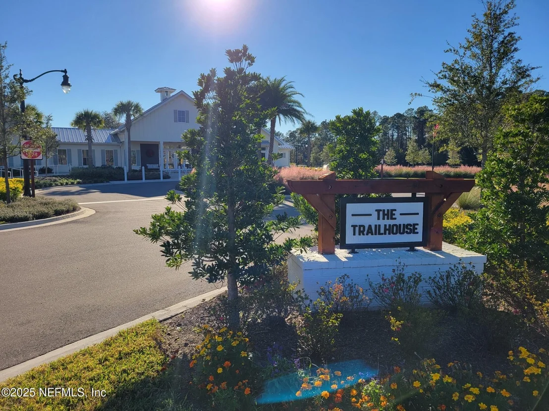 Photo of 242 HILLENDALE Circle