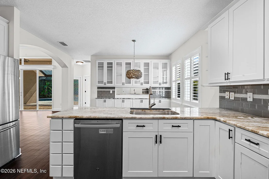 Photo of 2325 LINKS Drive