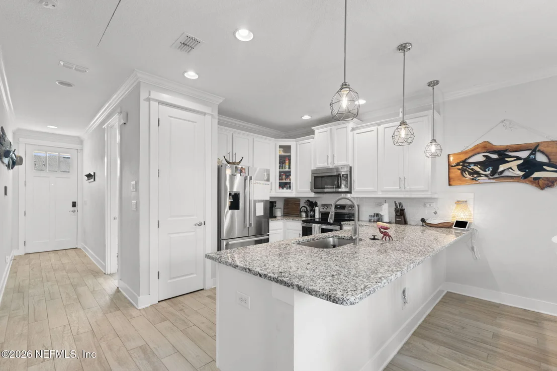 Photo of 2115 BARTOLOME Road