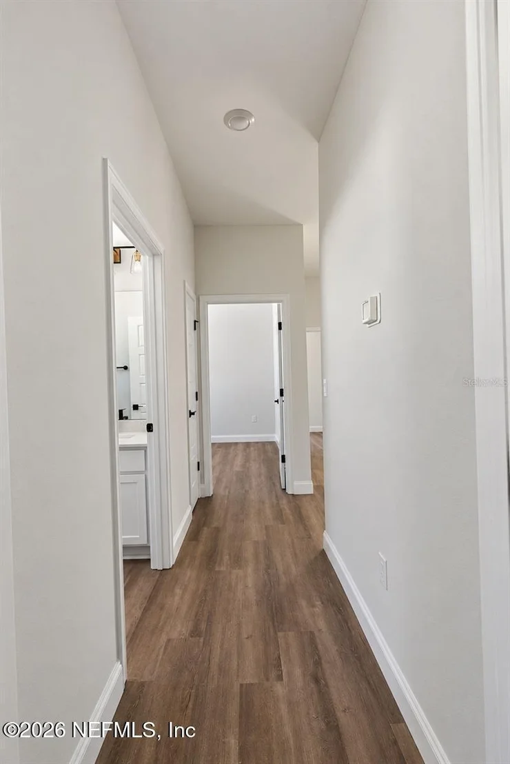 Photo of 6 BRONSON Lane
