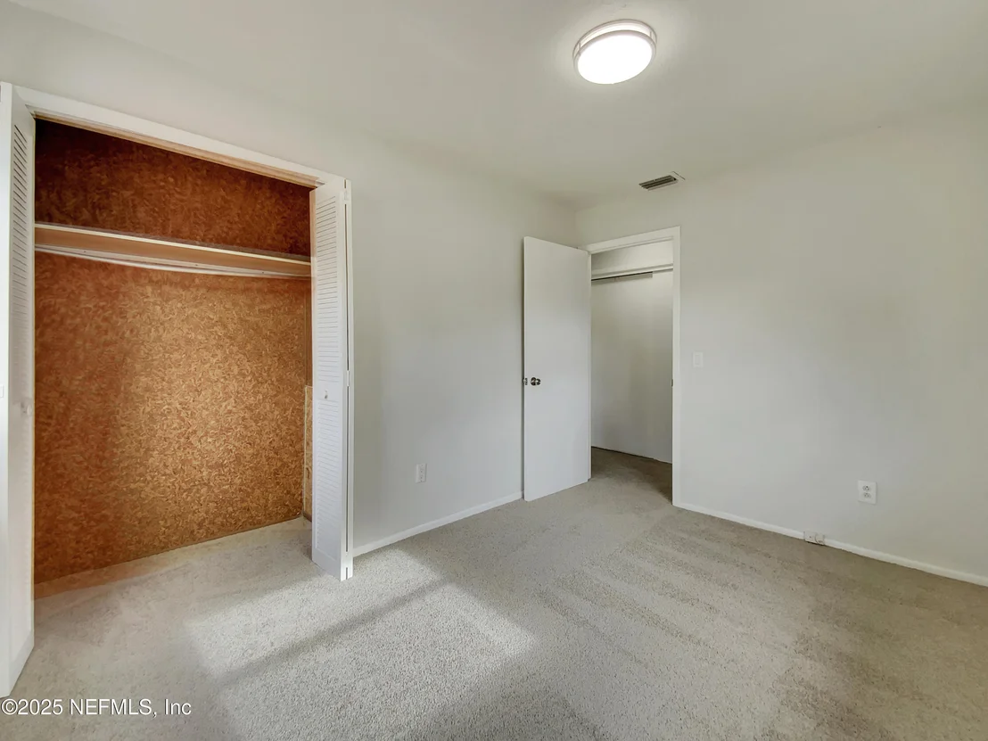 Photo of 158 DELTONA Boulevard