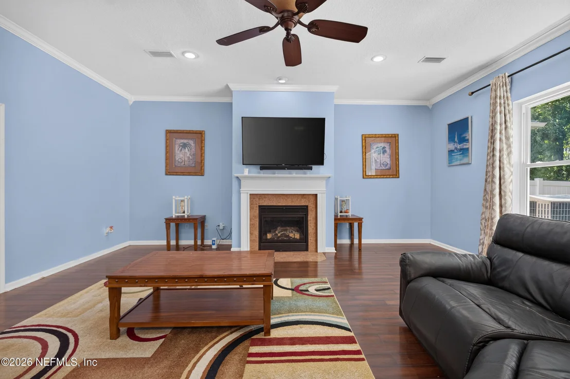 Photo of 616 CANDLEBARK Drive