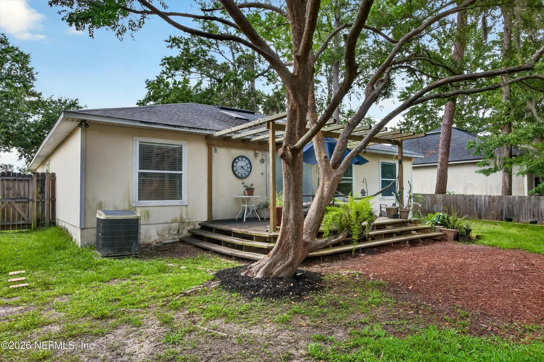 Photo of 145 DOVER BLUFF Drive