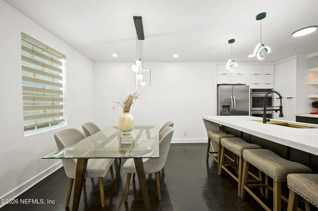 Photo of 9741 BRADLEY Road