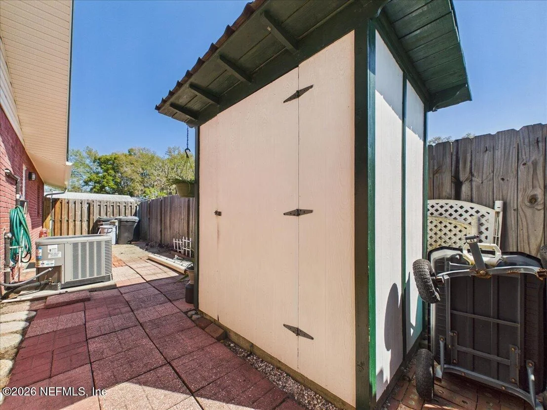 Photo of 203 CITRA Drive