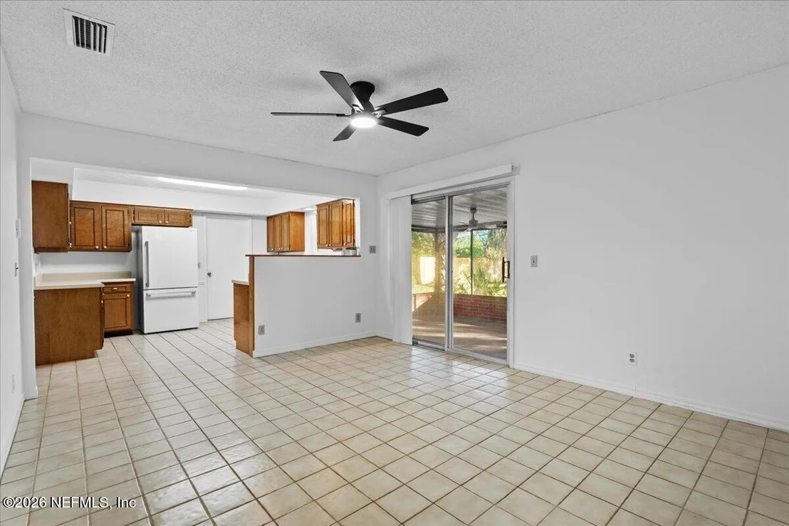 Photo of 186 FOXRIDGE Road