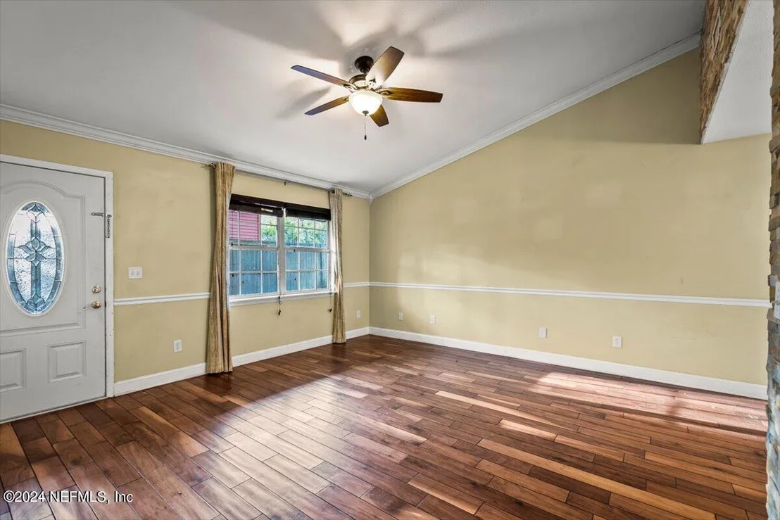 Photo of 1021 KENNEDY Drive