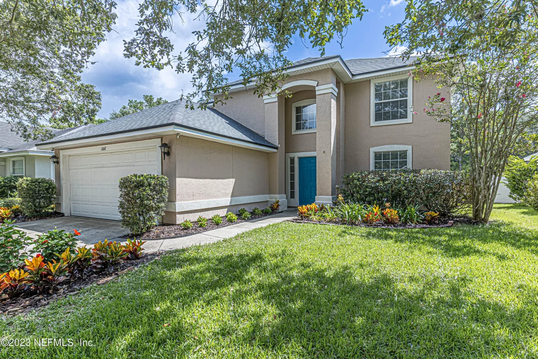 Photo of 1047 MOOSEHEAD Drive