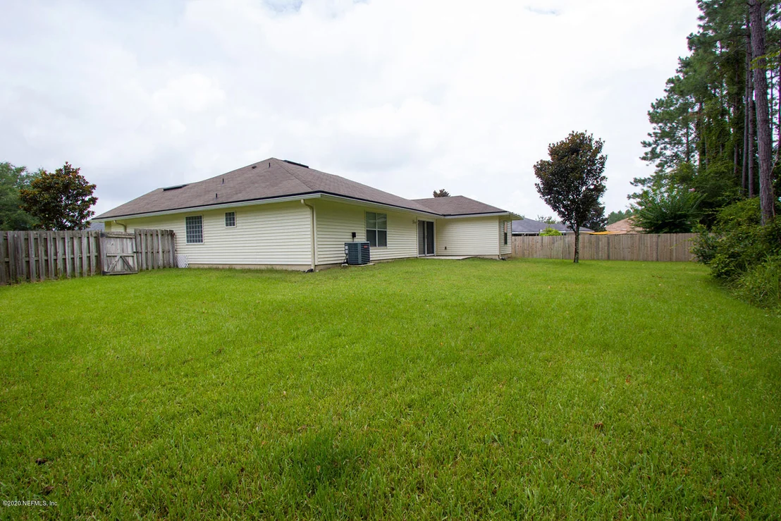 Photo of 2008 FIELDSTONE Court