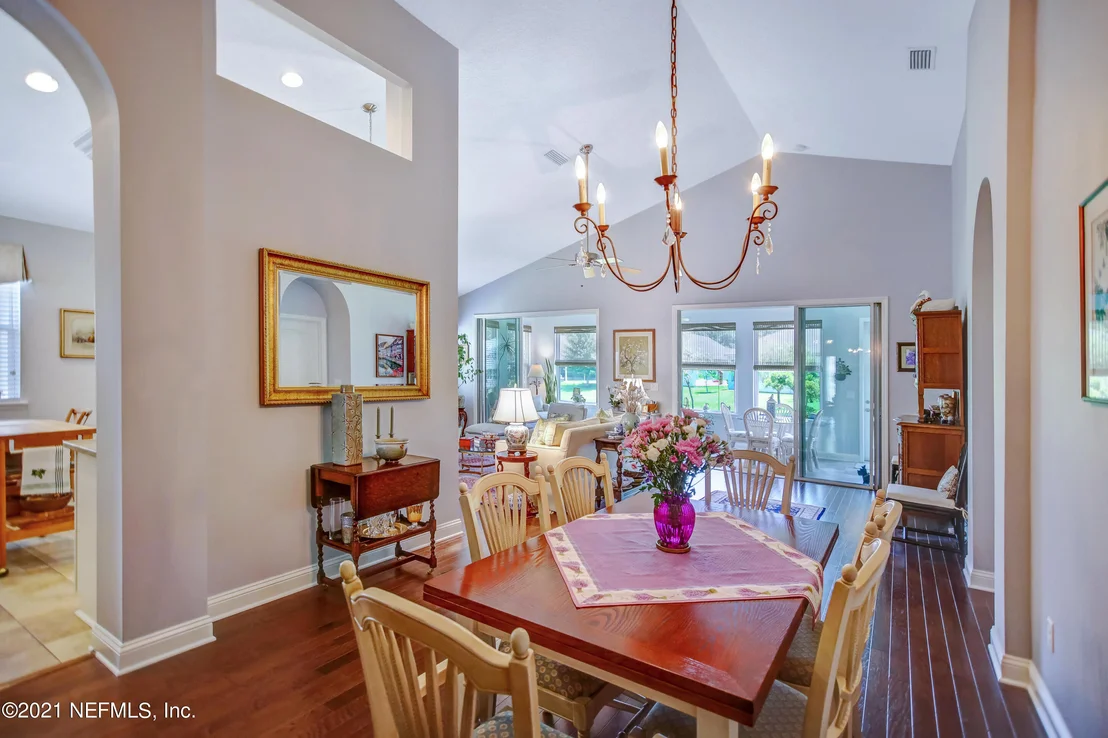 Photo of 584 N LEGACY Trail