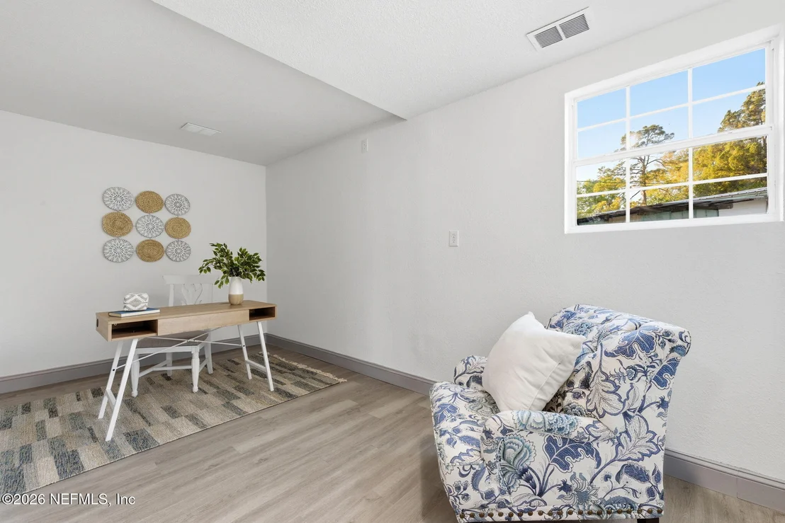 Photo of 202 AZALEA Circle