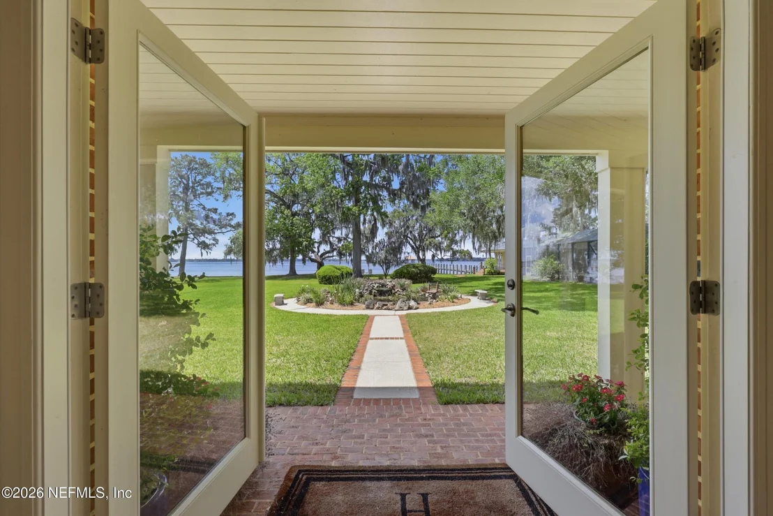Photo of 13200 MANDARIN Road