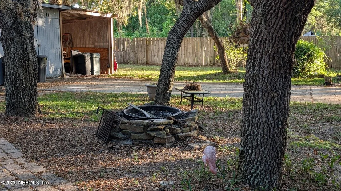 Photo of 105 ILLINOIS Drive