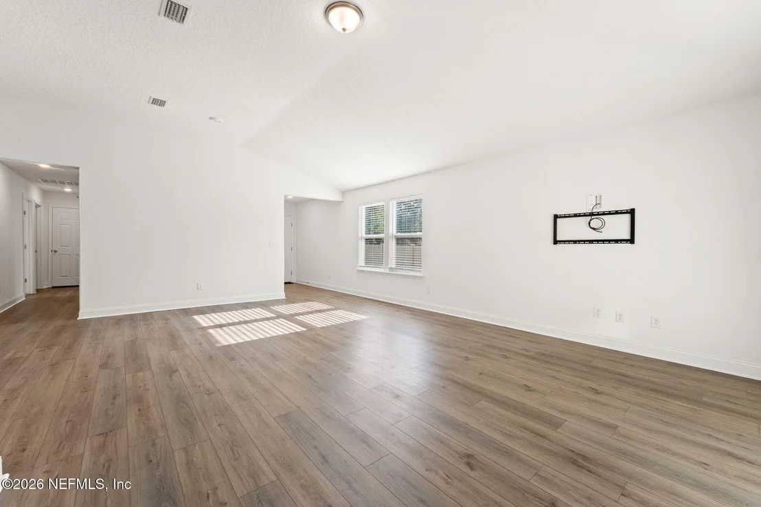 Photo of 2907 LUCILLE Lane