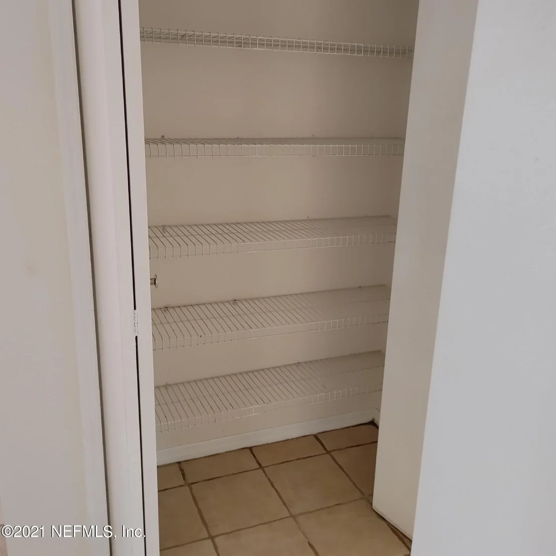 Photo of 10945 READING Road